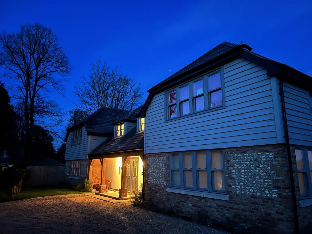 Flint House - Goodwood Events Bed and Breakfast Τσίτσεστερ Εξωτερικό φωτογραφία