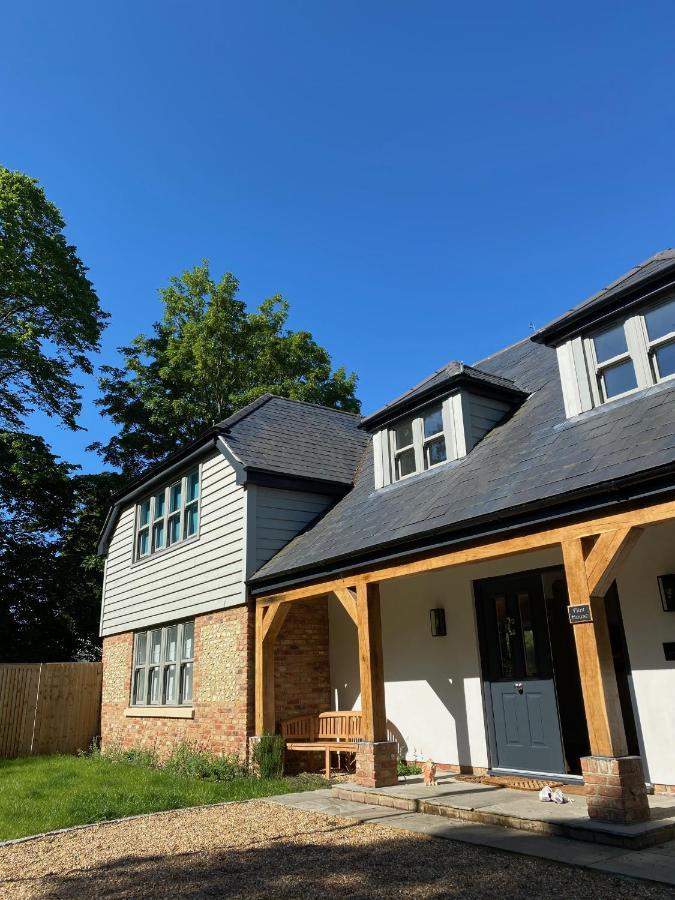 Flint House - Goodwood Events Bed and Breakfast Τσίτσεστερ Εξωτερικό φωτογραφία